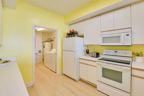 Apartment (2 Bedrooms) | Bahagian dalam