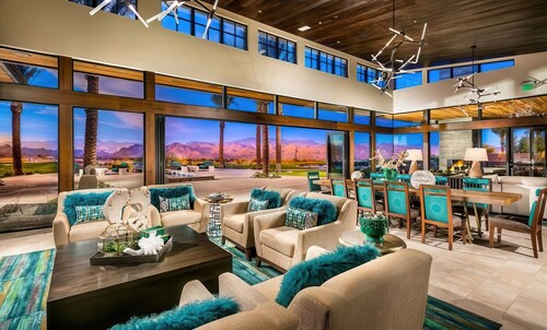 Upscale Desert Home - Golf, Pool, Dining & Hot Tub