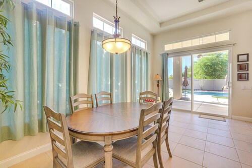 Saltwater Pool & Hot Tub at Mission Hills Home!