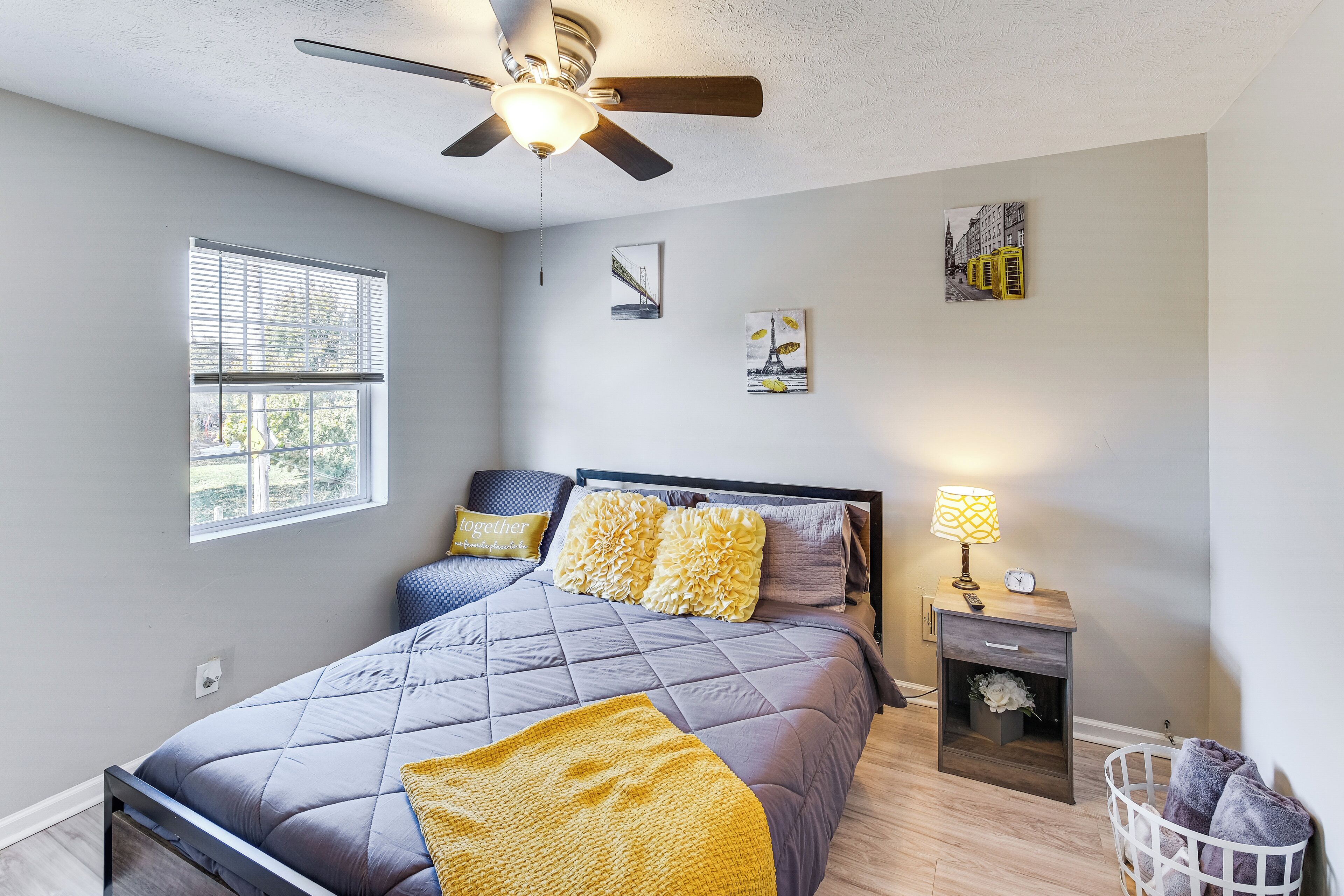 House (6 Bedrooms) | Interior