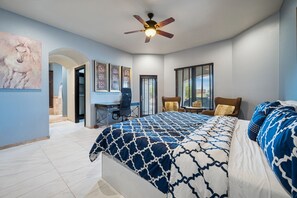 3 habitaciones, escritorio, tabla de planchar con plancha y wifi gratis 