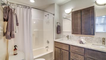 Nhà (2 Bedrooms) | Nội thất