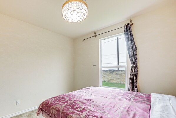 Interior - New Braunfels Home < 5 Mi to Dtwn, River & More! (New Braunfels)