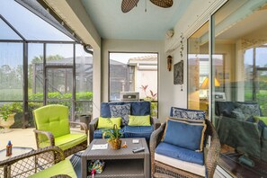 Interior - North Fort Myers Home w/ Heated Pool & Lake Views! (North Fort Myers)