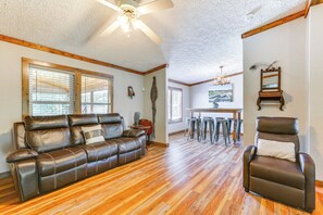 Interior - Punta Gorda Home on 20 Acres w/ Recreation Trails! (Punta Gorda)