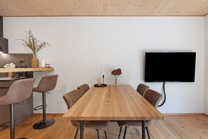 Dining - Apartment 'Buche' with Balcony and Wi-Fi (Sankt Blasien)