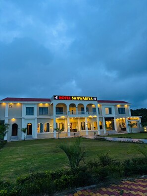 Bahagian luar