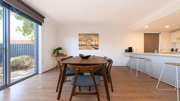 House | 3 bilik tidur