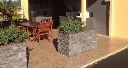 Unwind Mount Gambier Sophisticated Suite