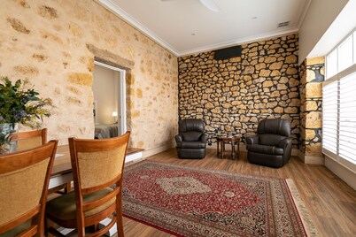 Unwind Mannum Riverside Retreat
