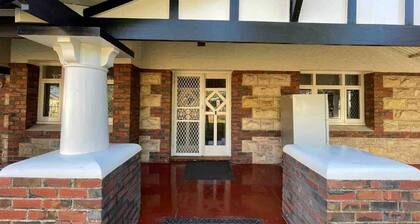 Unwind Westbourne Park Saltpool Hideaway