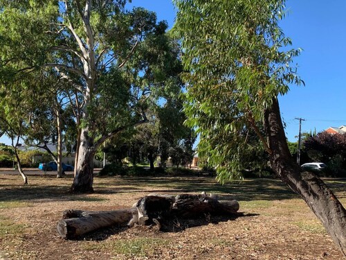 Seacombe Family Retreat