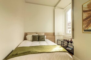 2 bedrooms, WiFi, bed sheets