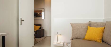 3 makuuhuonetta, silitysrauta/-lauta, Wi-Fi, vuodevaatteet