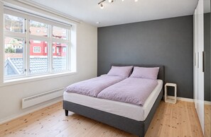 Room - Quiet place near city centre and the mountains (Vestland)