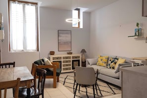 Apartment | Living room