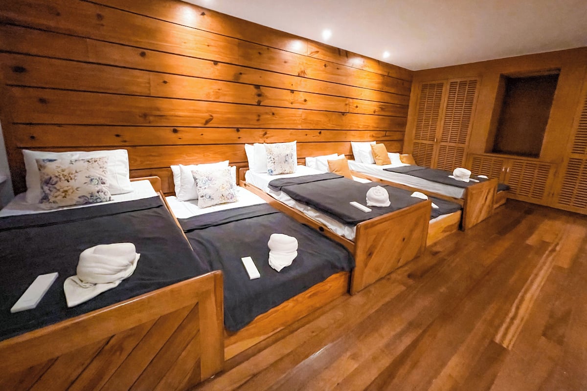 Chalet | WiFi (free), individually decorated, individually furnished, bed sheets