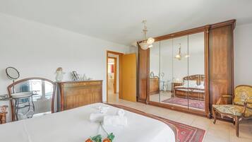 Truy cập Internet không dây miễn phí, bộ trải giường