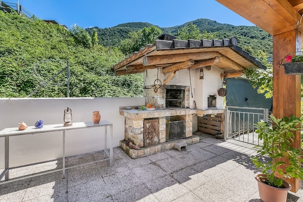 BBQ/picnic area