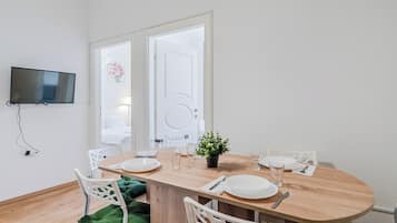 Familieleilighet, flere soverom (Old Town Heritage Suite 1) | Spiseområde