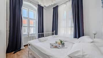 Family Apartment, Multiple Bedrooms (Old Town Heritage Suite 3) | 2 bedrooms, free WiFi, bed sheets