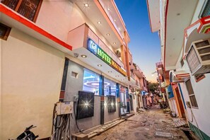 Fachada da propriedade