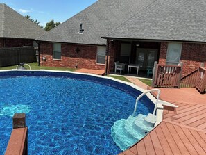 Pool - The Gathering-Spacious 6 Bedroom, The Gathering-Spacious 6 Bedroom (Del City)