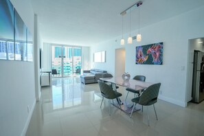 Interior - Your Paradise by the Sea. Tides on Hollywood Beach. Penthouse PH 16K (Hollywood)