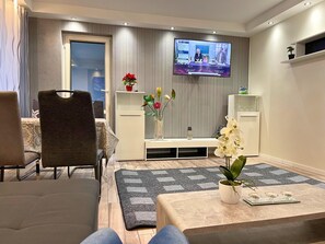 Apartment | Living room