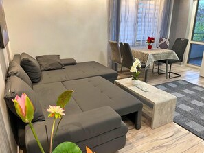 Apartment | Living room