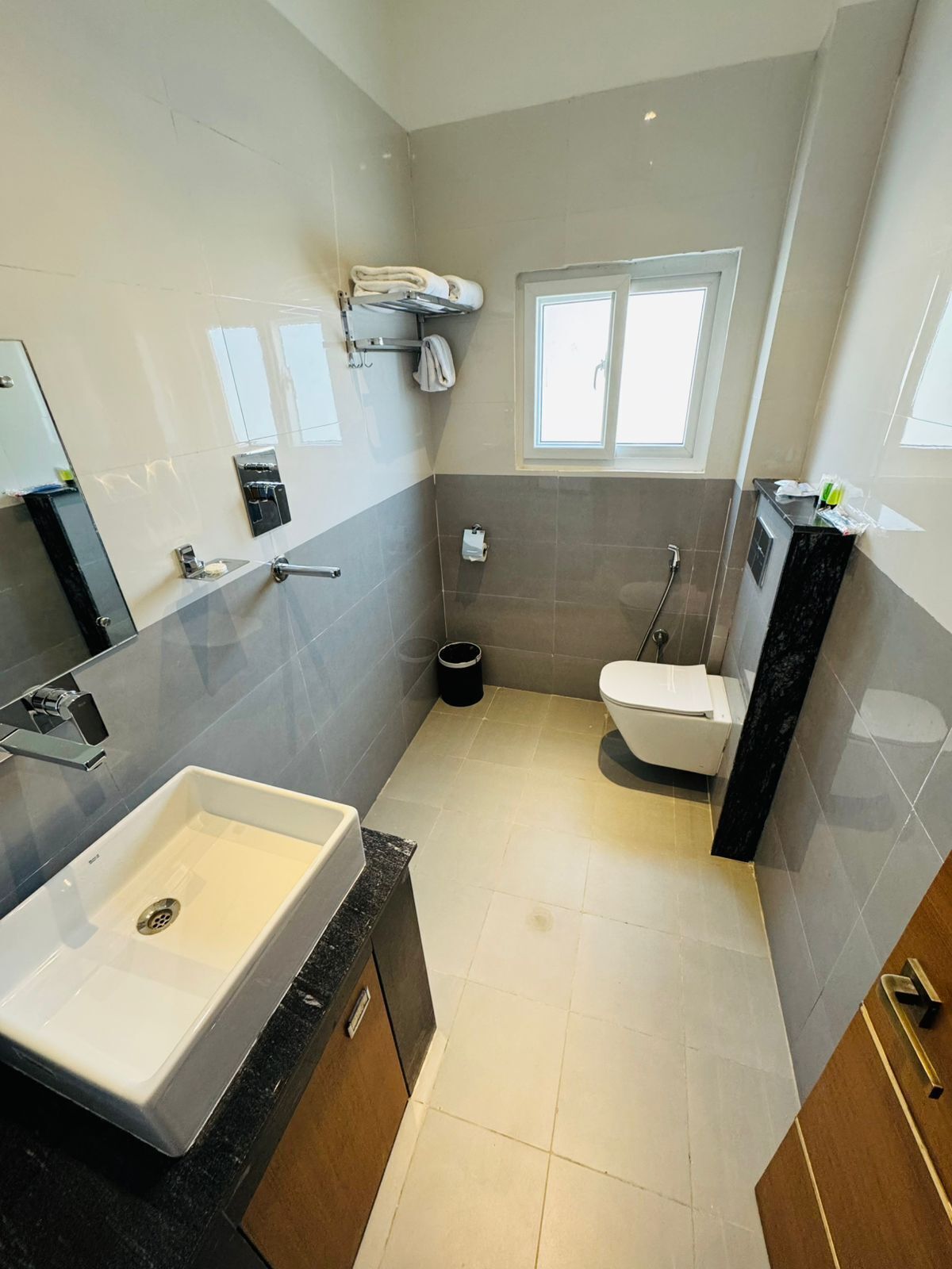 Premium Room | Bathroom | Designer toiletries, slippers, towels, soap