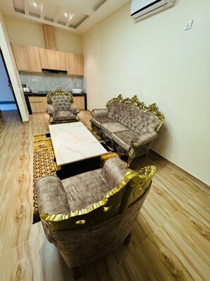 Royal Room | Living area