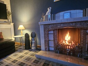 Cottage | Interior - 11 Knock (Isle of Lewis)