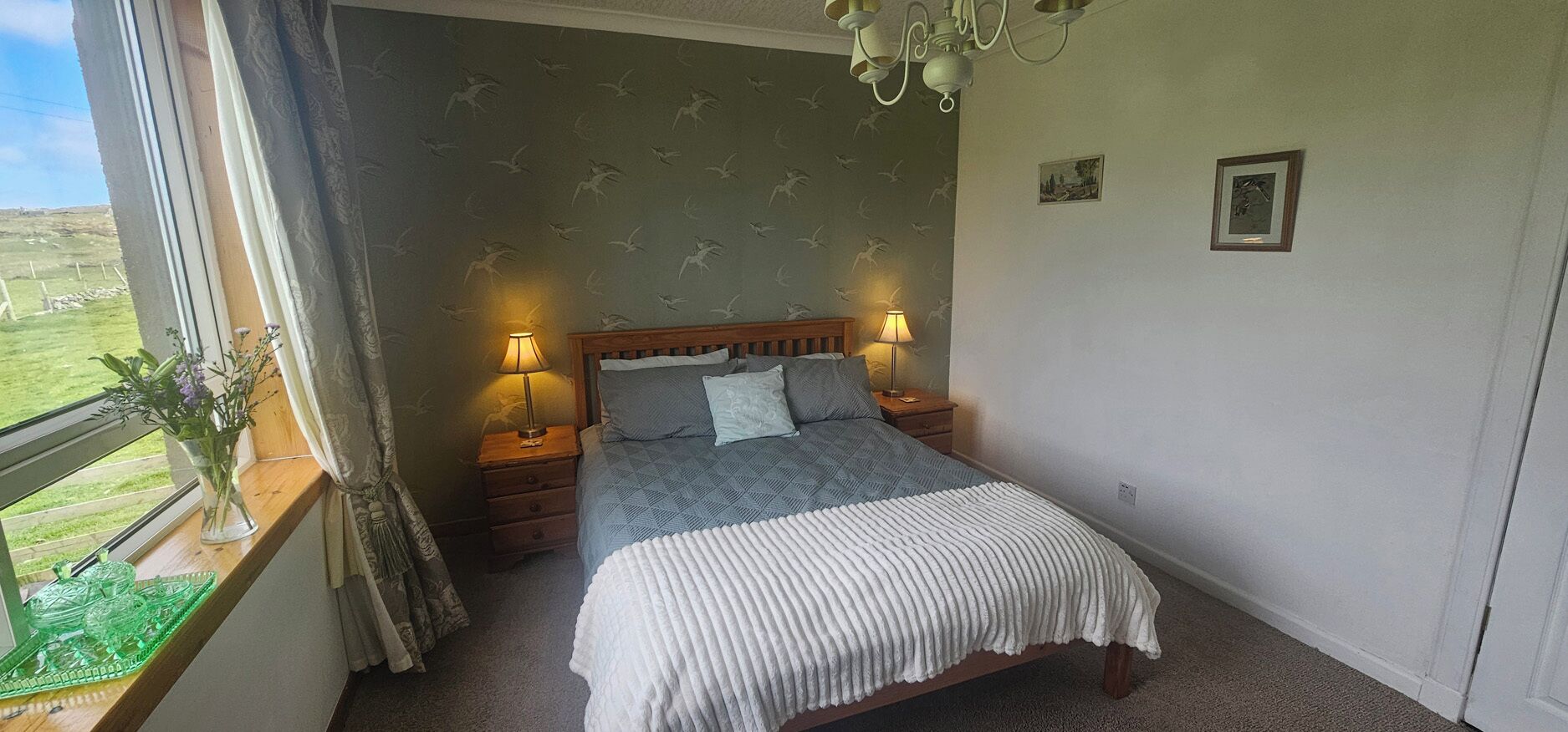 3 bedrooms, individually decorated, individually furnished, free WiFi