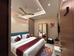 Deluxe Room without balcony - 101 | Free WiFi