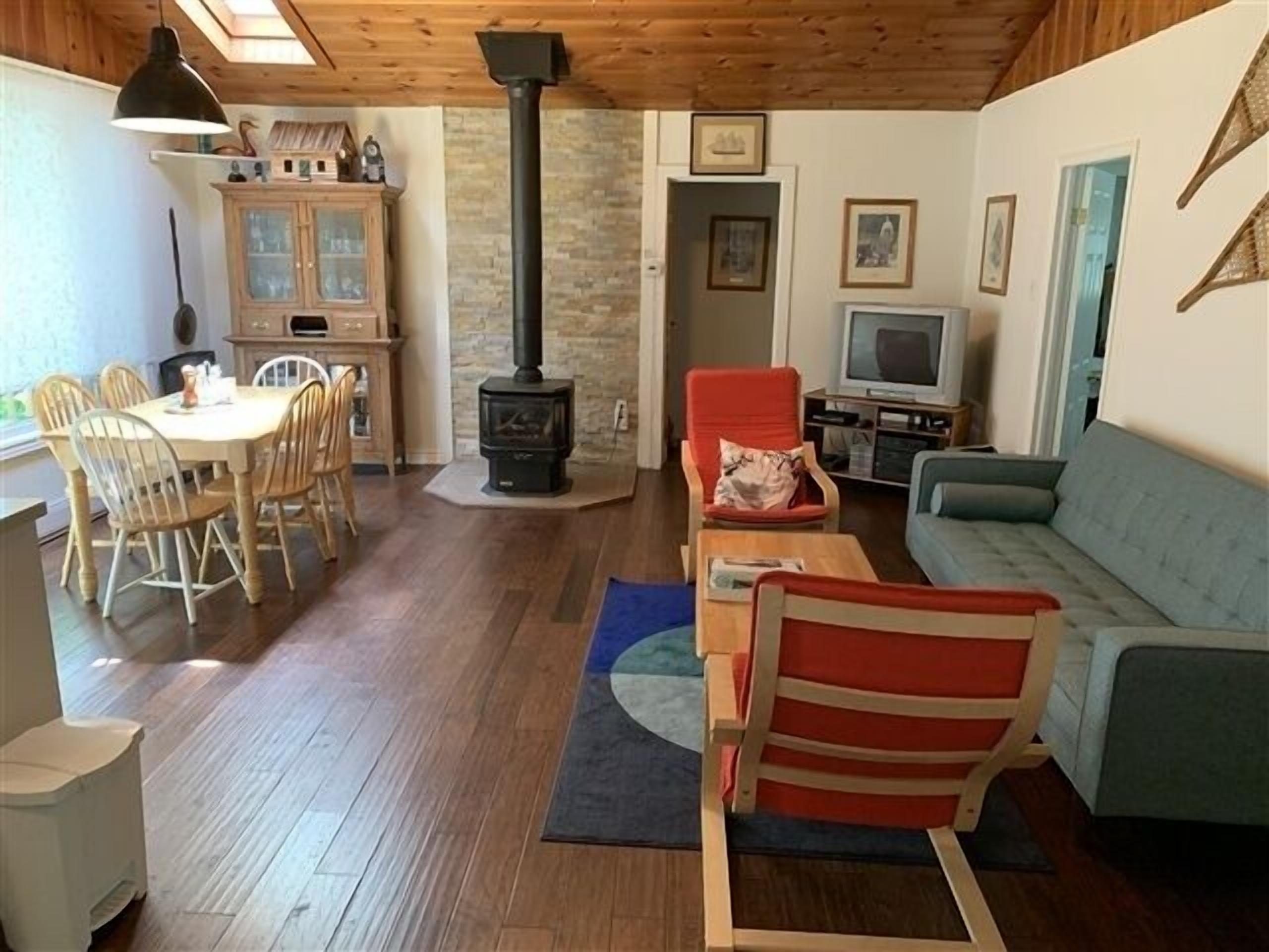 Cottage, 3 Bedrooms | Living area