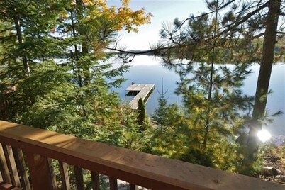416 Papineau Lake 2 Bedroom Cottage