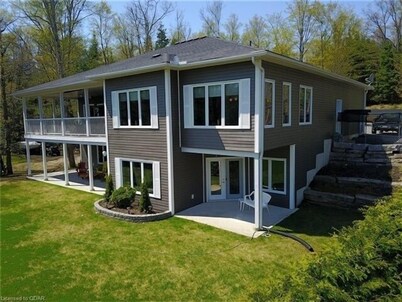 487 Bay Lake 4 Bedroom Cottage