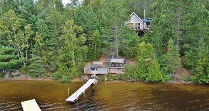 490 Lake St Peter $2100/sum Wk 3 Bedroom Cottage