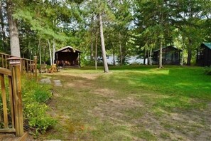 Cottage, 3 Bedrooms | Property grounds