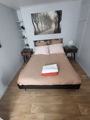 1 dormitorio, Internet, ropa de cama