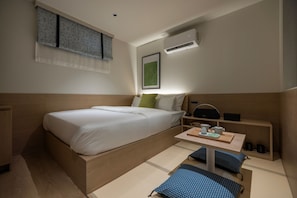 Free minibar, laptop workspace, free WiFi, bed sheets