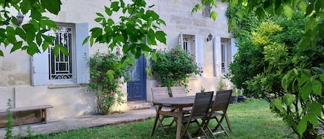 Restauration en plein air