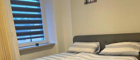 Apartment | Iron/ironing board