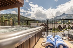 室外 SPA 浴池