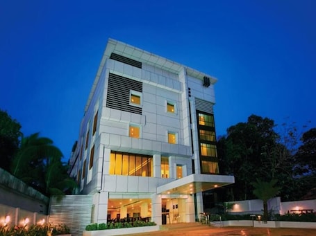 Exterior. Hotel Hills Park Pathanamthitta