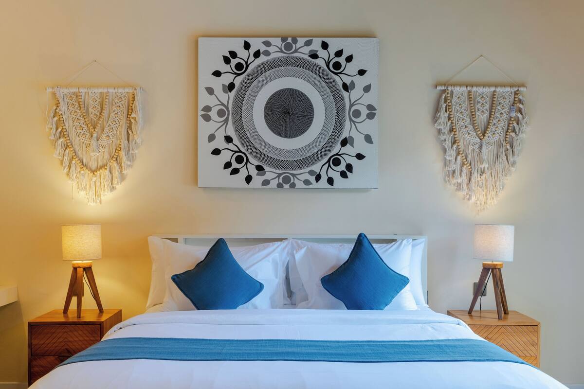 Comfort Villa | Blackout drapes, WiFi (free), bed sheets