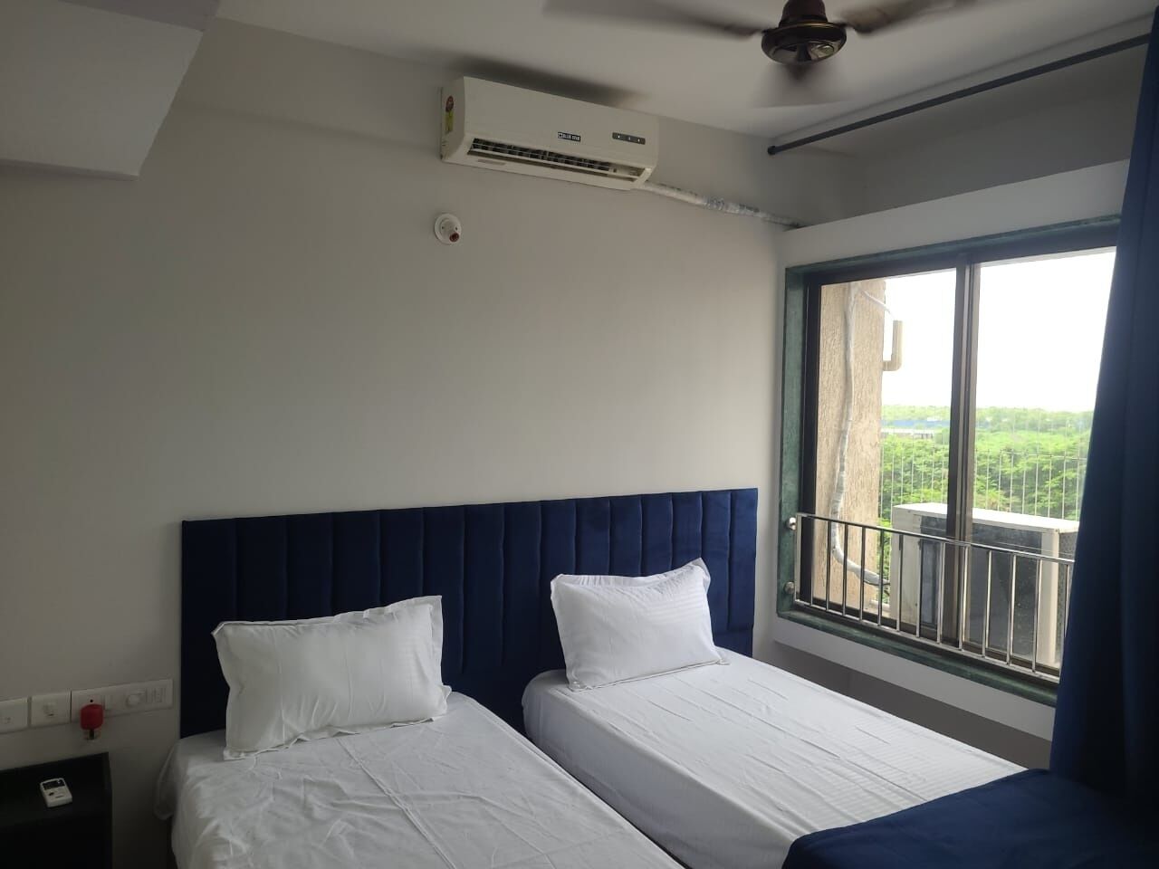 1 habitación, tabla de planchar con plancha, wifi gratis y ropa de cama 