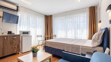 1 bedroom, iron/ironing board, free WiFi, bed sheets