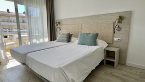 Unclassified image, 3 of 20, button - Apartment Near Baix Ter Natural Park (Torroella de Montgrí)